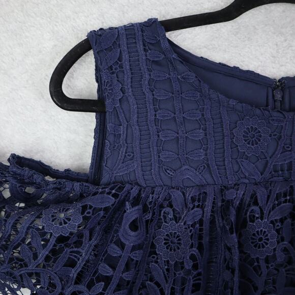 Taylor Women's Size 8 Navy-Blue Lace Dress Cold Shoulder - Picture 4 of 8